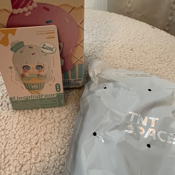 TNTSPACE Liita Rainbow Cone Series Plush Keychain pendant - Picture 3 of 6